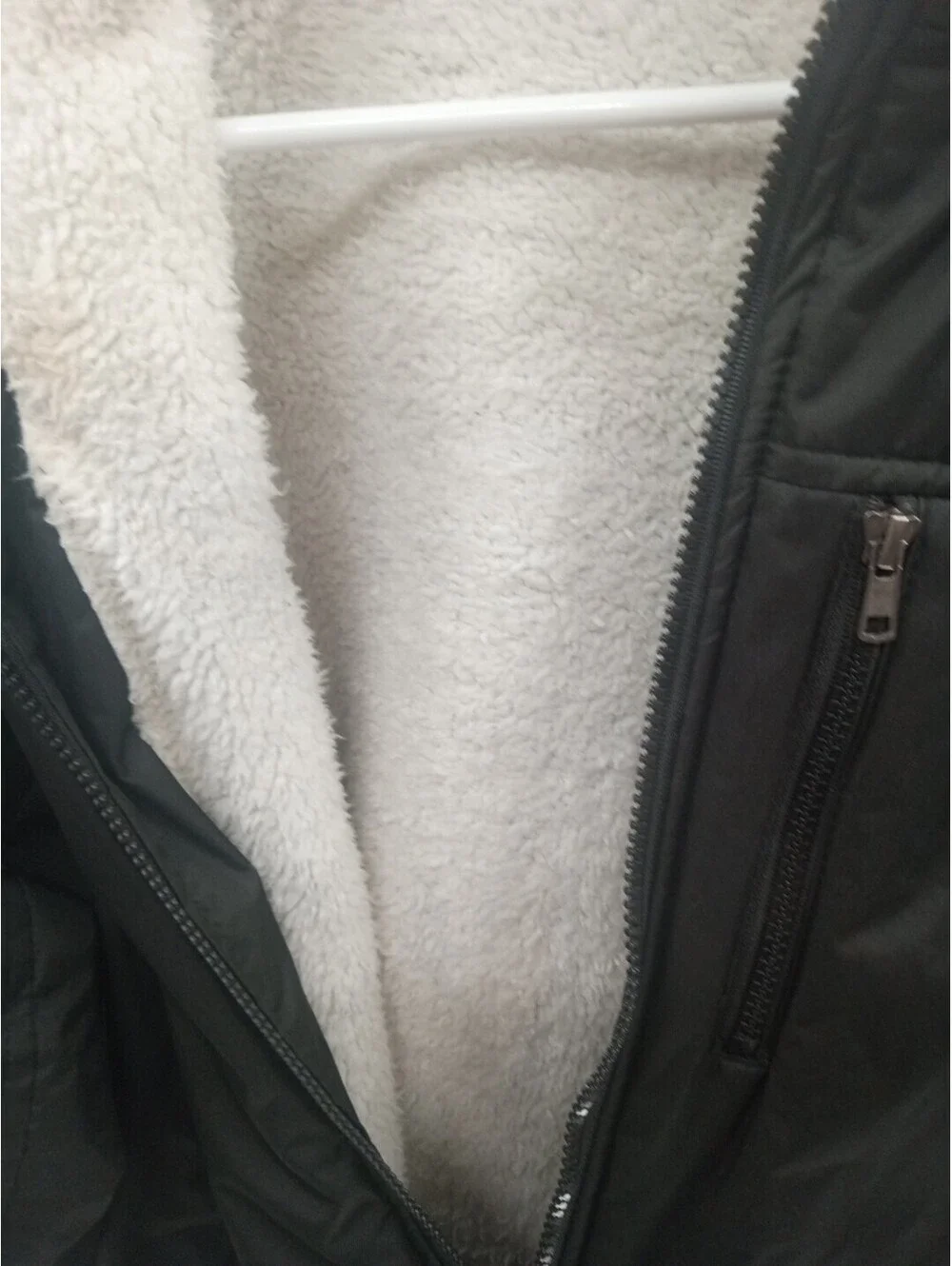 The North Face Bomber Jacket Mens XL Black Insulated Sherpa Full Zip Outdoor